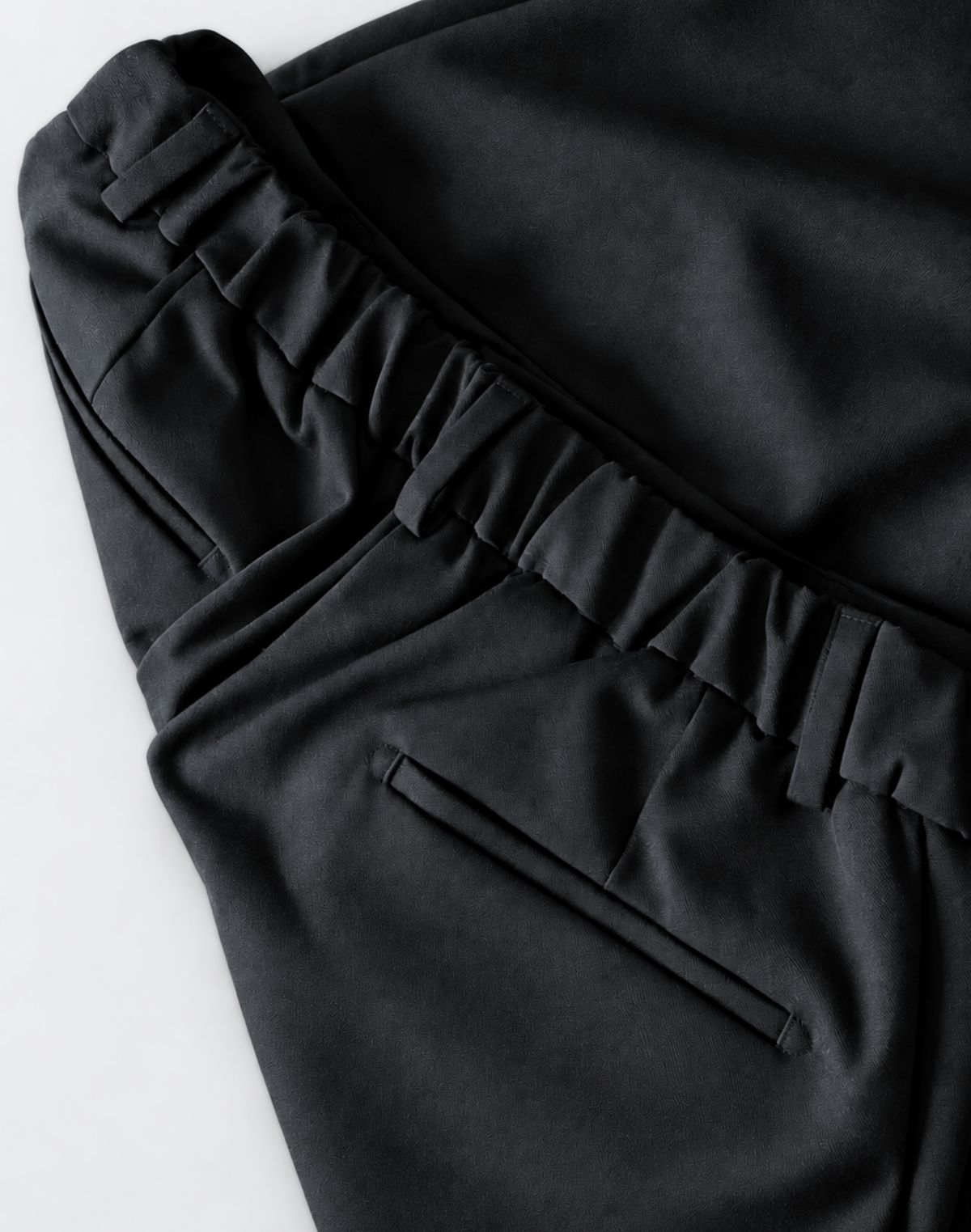 Kyan Pleated Trousers