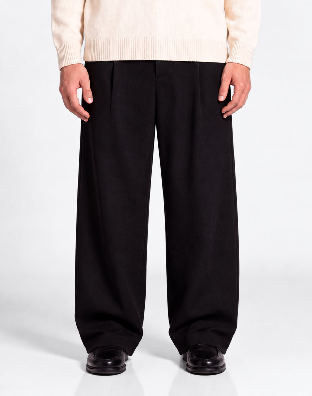 Kyan Pleated Trousers