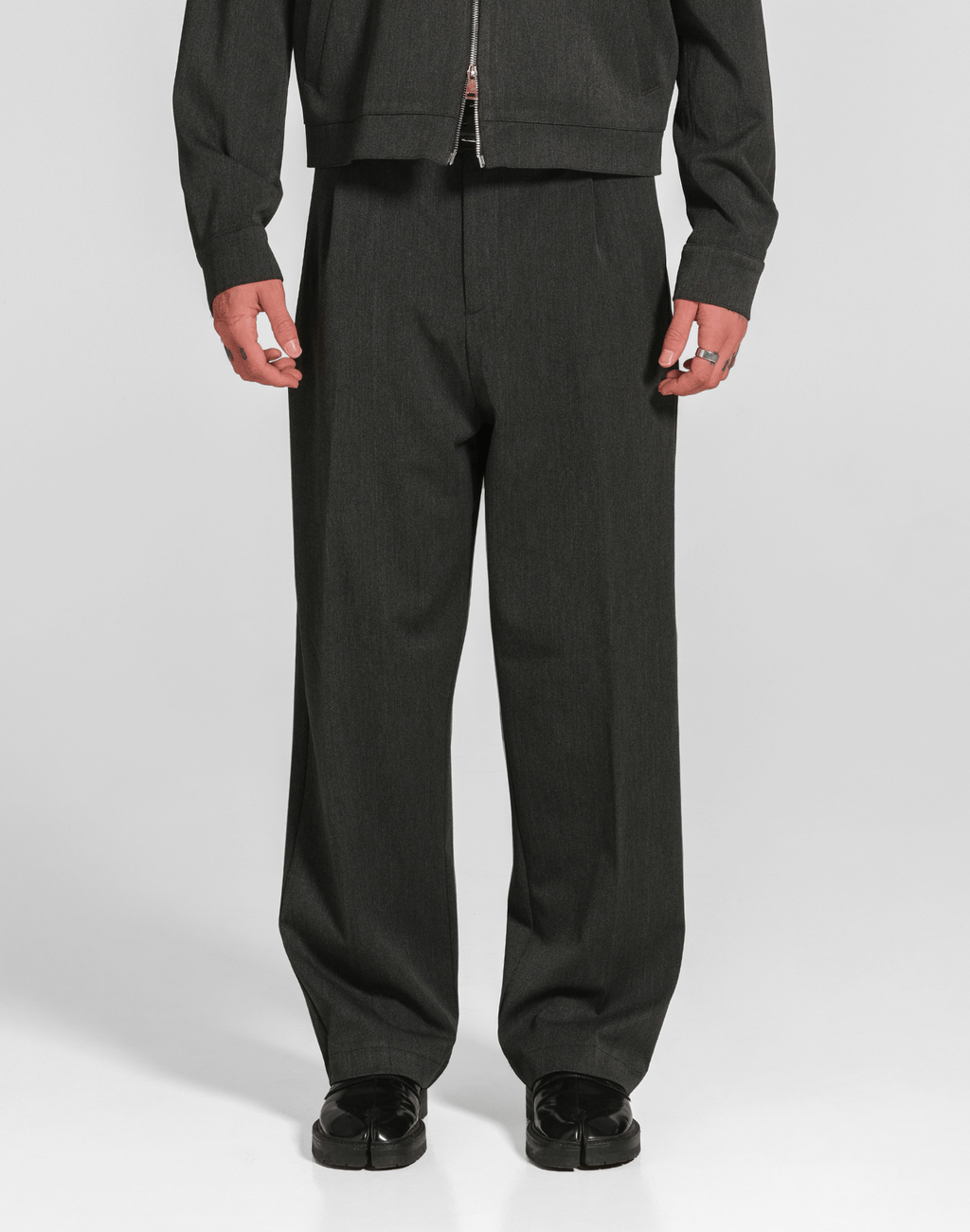 Cyrus Pleated Trousers - Reversed Studio