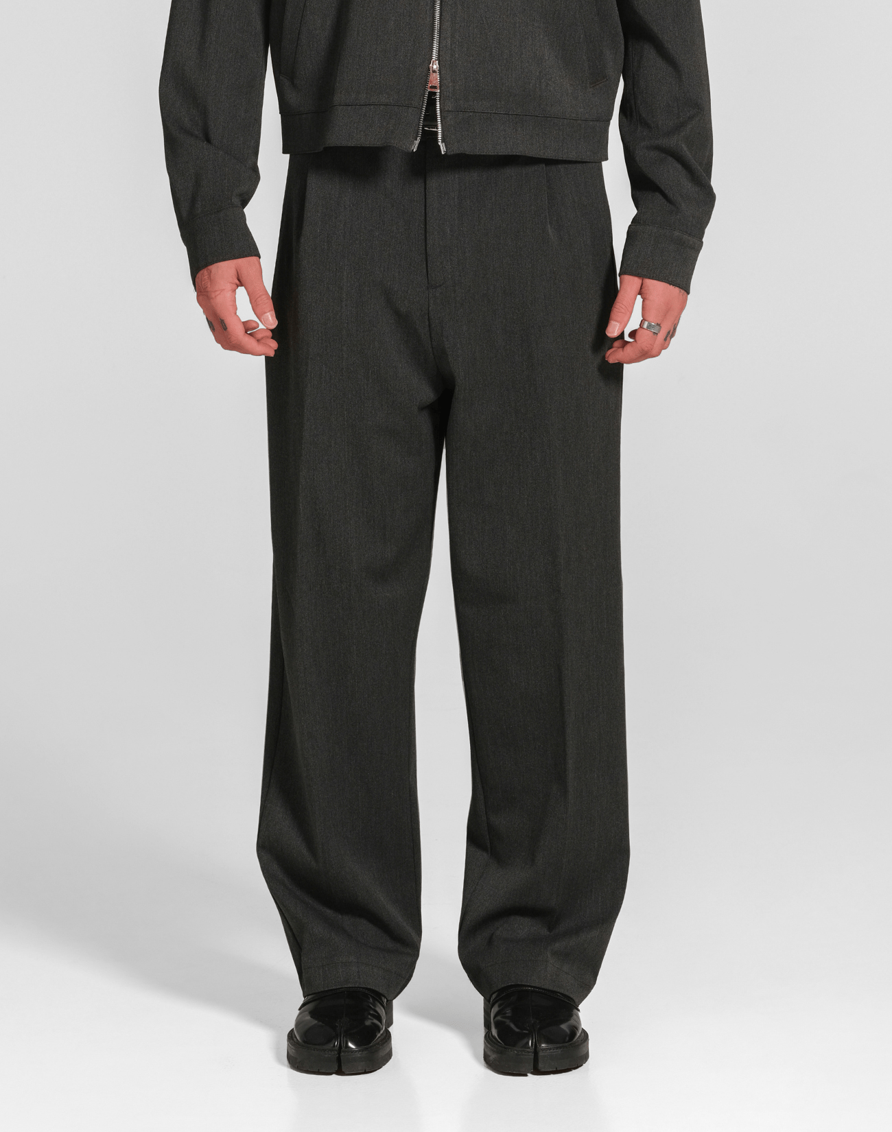 Cyrus Pleated Trousers - Reversed Studio