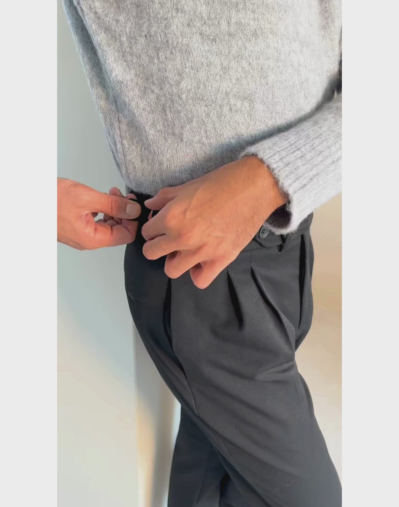 Signature Pleated Trousers